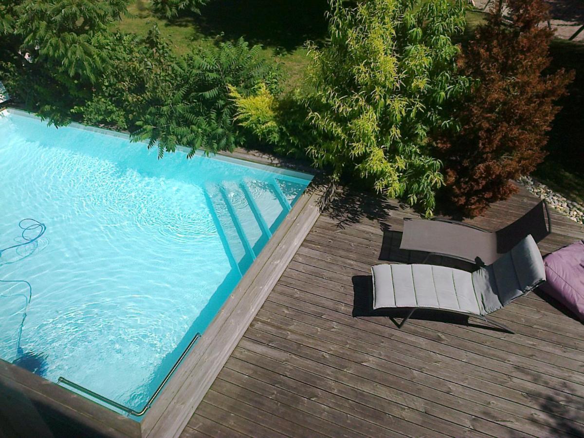 Chambre D'Hotes Des P'Tits Bonheurs Dosches Exteriör bild
